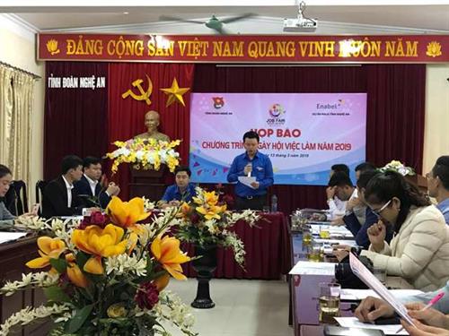 Trường CĐ VHNT Nghệ An tham dự  'Ngày hội việc làm năm 2019' do Tỉnh đoàn tổ chức