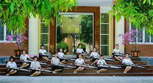 Trăn trở về thị hiếu âm nhạc truyền thống Việt Nam của giới trẻ hiện nay: